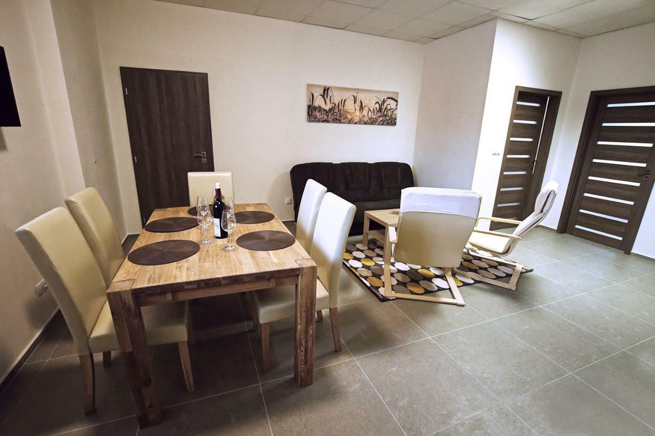 "U Capa" Krasny Apartman V Sedleci 세들레츠 외부 사진
