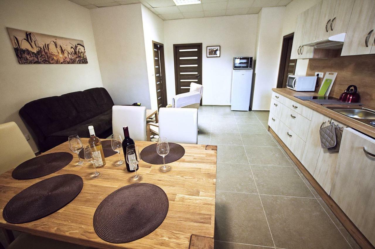 "U Capa" Krasny Apartman V Sedleci 세들레츠 외부 사진